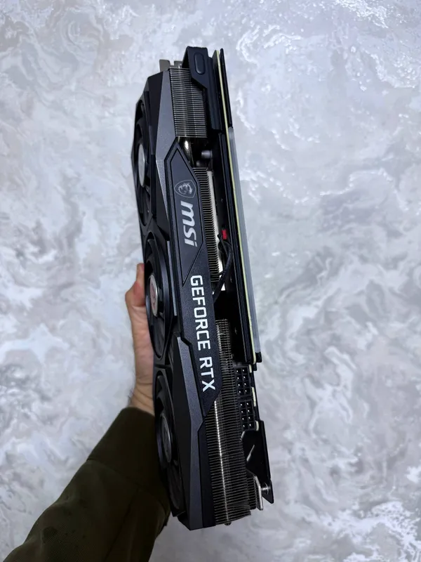 RTX 3070 MSI Gaming Z Trio LHR videokartasi 3