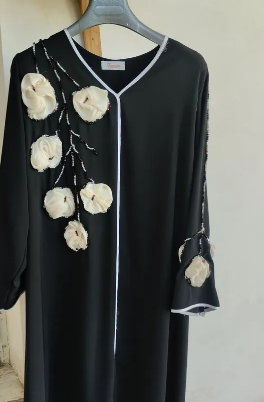 Ayollar koʻylaki , Hijoblilar uchun abaya