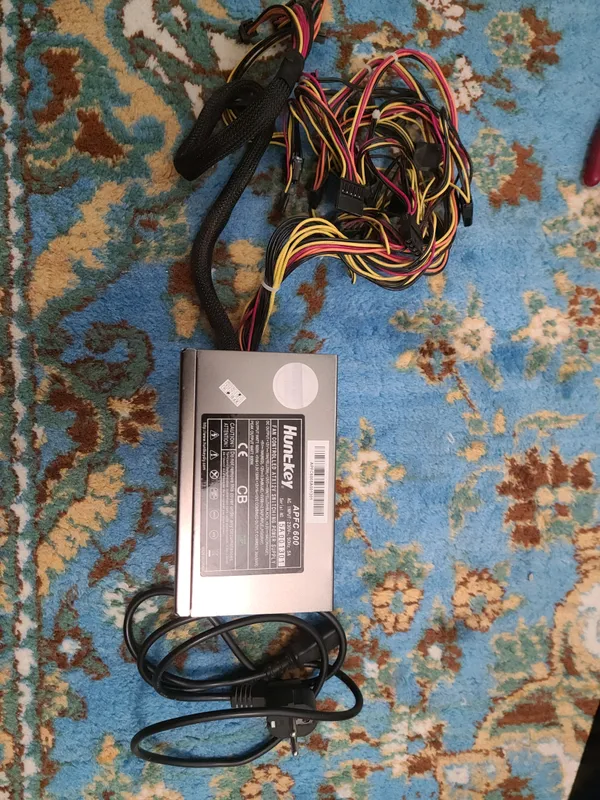 Huntkey APFC600 quvvat manbai, 600W 3 Huntkey APFC600 quvvat manbai, 600W 3