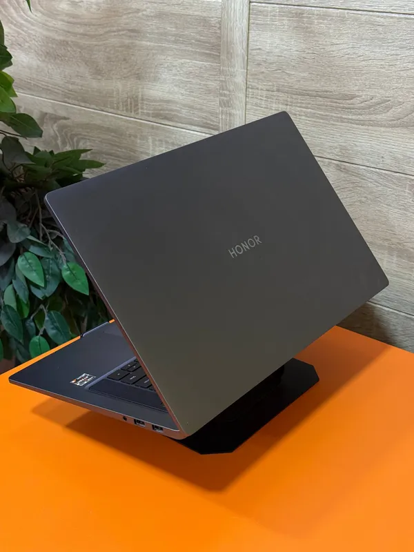 HONOR Laptop 2
