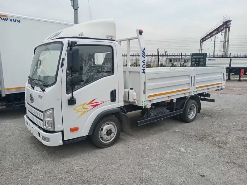 Автофургон бортовой FAW Tiger 2тонн