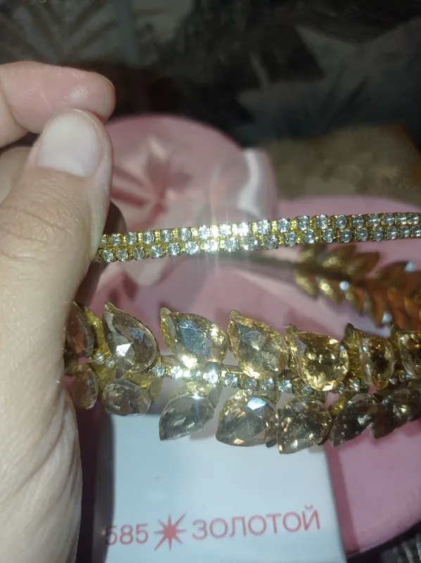 DIADEMA 4