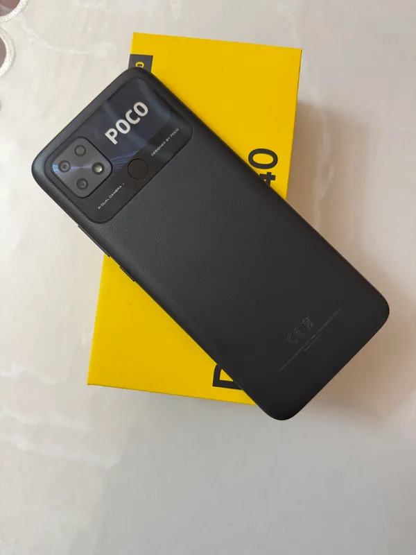 Poco C40 1