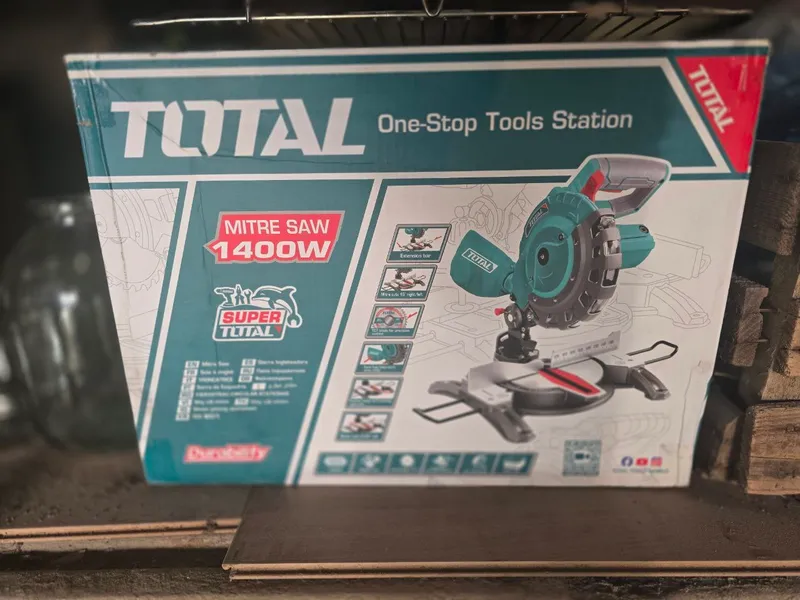Total mitre saw arrasi