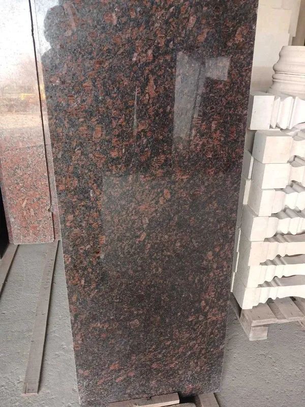 Granit Tan brown red /dark Sizga kerakli obyomda yetkazamiz