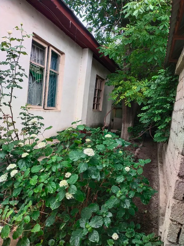 Продаётся дачный участок