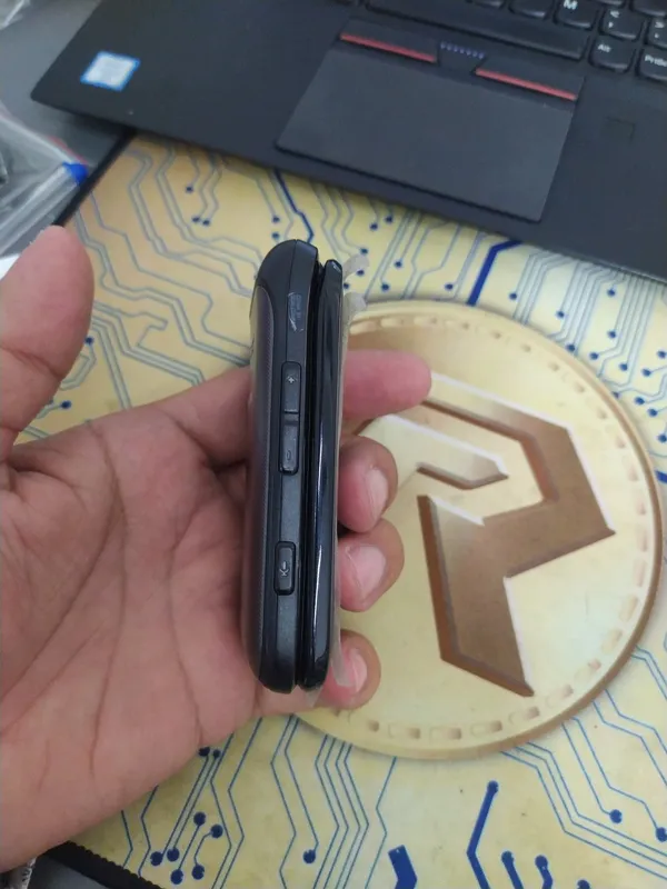 Samsung SPH-M400 Sprint Flip Phone — фото 3