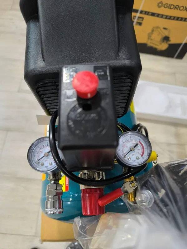 GIDROX 24 L havo kompressori 2 GIDROX 24 L havo kompressori 2
