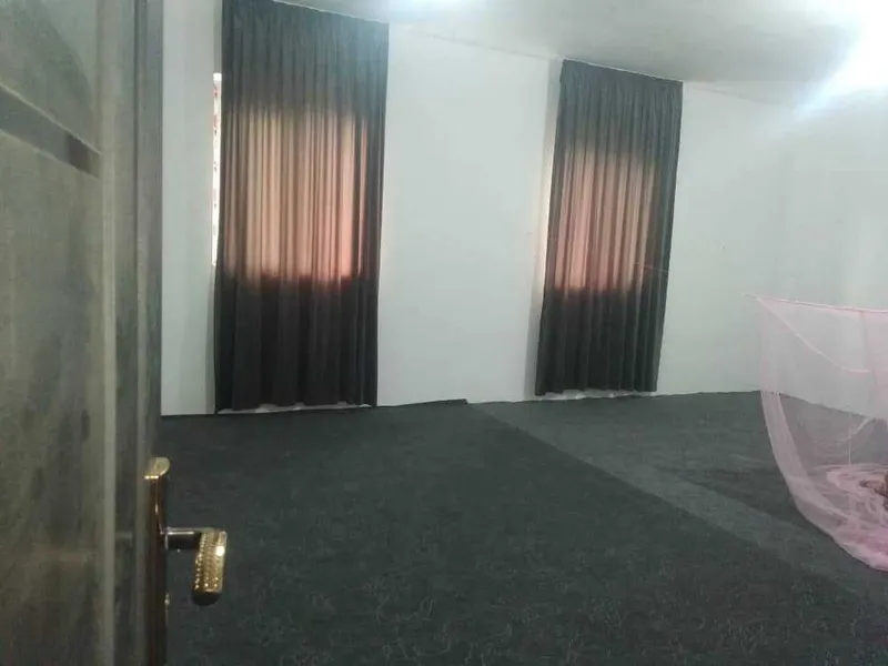 2 qavatli Uy biznes uchun qulay ijaraga beriladi. 7