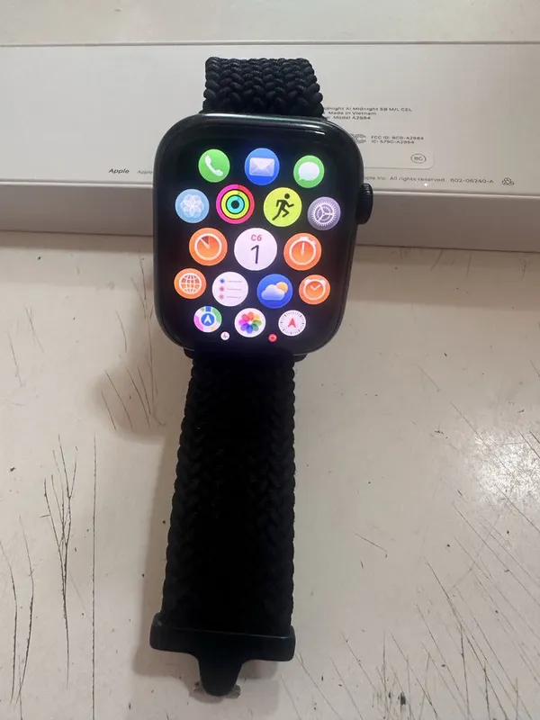 Apple Watch series 9 45 mm midnight 5