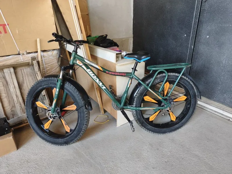 Veloseped sotiladi Veloseped sotiladi
