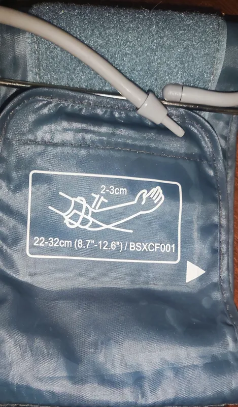 Sinocare elektron tonometr, zavod sumkasi bilan 3