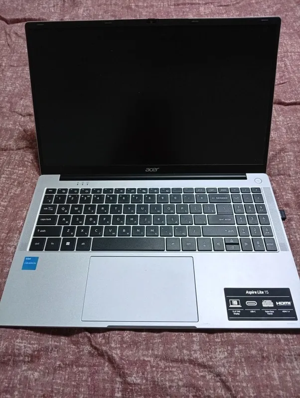 Acer noutbuk sotiladi 2 Acer noutbuk sotiladi 2