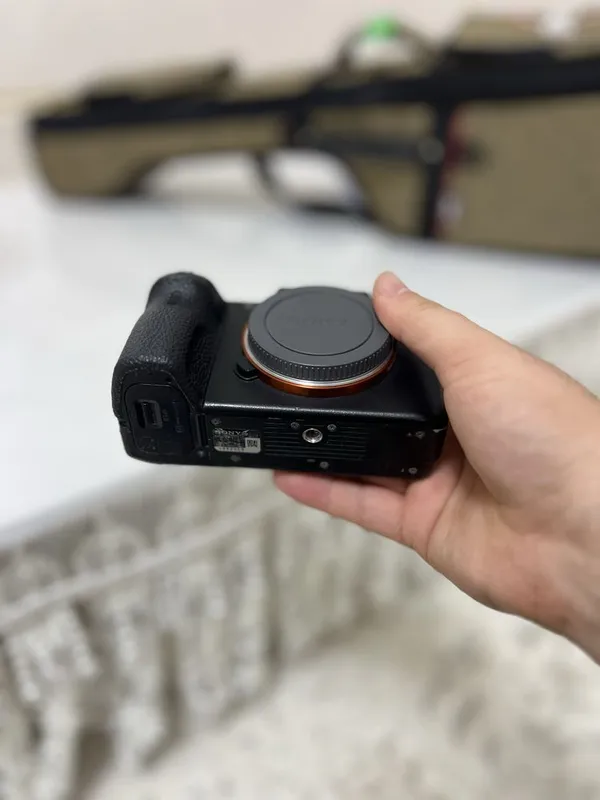 Sony A7II Body. Professional Full Frame kamera sotiladi — фото 2