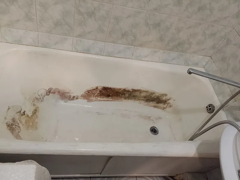 Remont vanna eski vannani oppoq qilib yangi holatiga keltiramiz