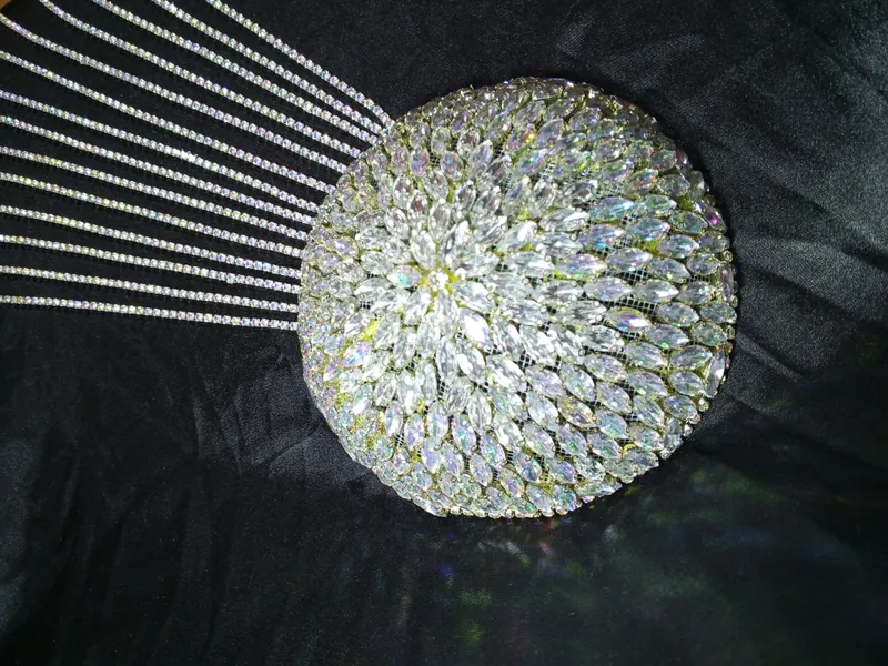 Diadema sotiladi 1 Diadema sotiladi 1