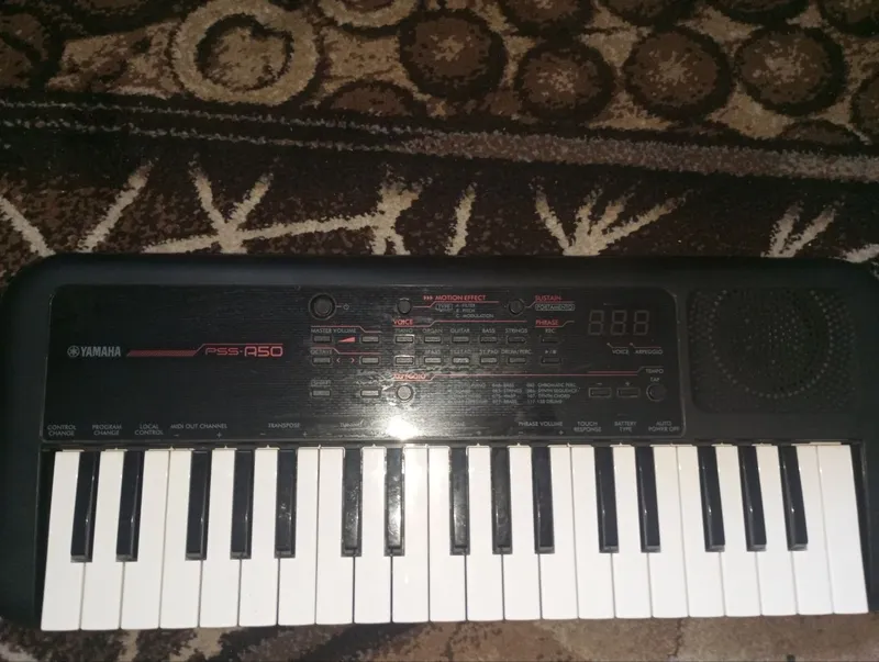 Elektro pianino yamaha pss aso 1 Elektro pianino yamaha pss aso 1