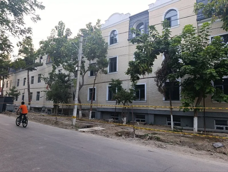 Navsroyka 33.8 uch tepa tumani katta qani 1
