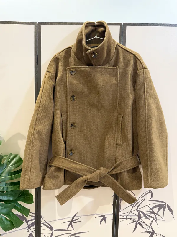 Premium camel rang qisqa qishki palto, yangi