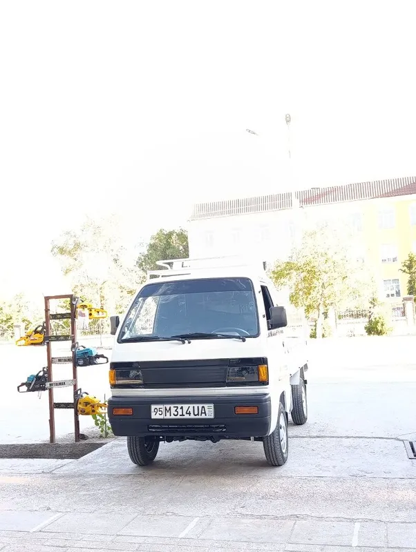 Labo sotiladi srochny