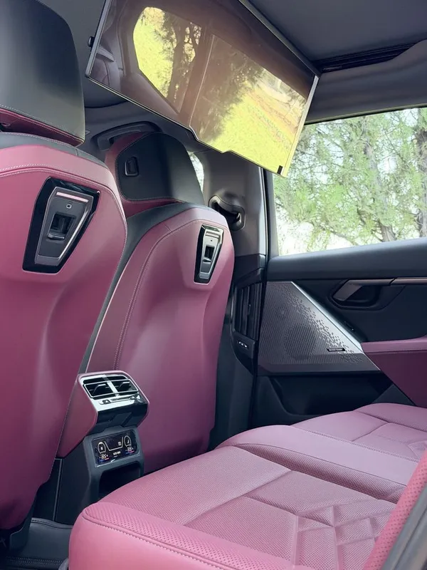 BMW i5 eDrive40 L, 2025 г. — пробег 8000 км 4 BMW i5 eDrive40 L, 2025 г. — пробег 8000 км 4