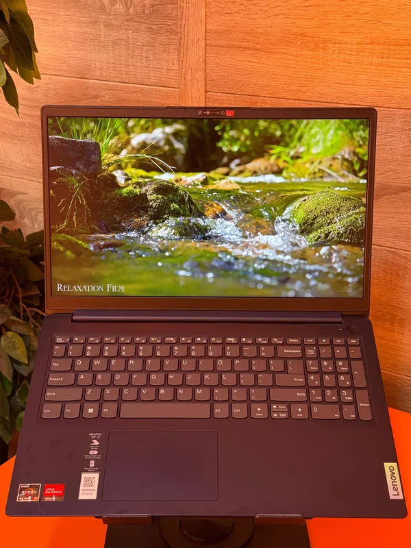 LENOVO noutbuki 4