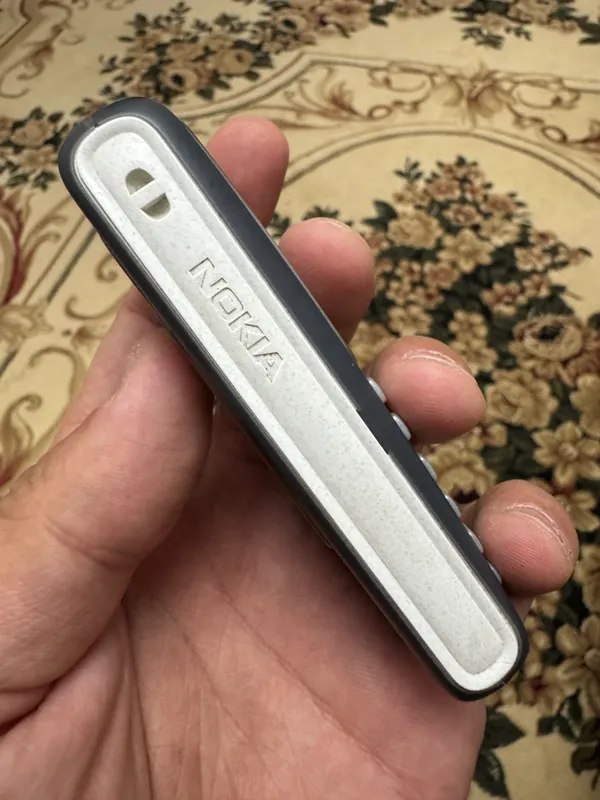 Продаётся Nokia 2100. 6 Продаётся Nokia 2100. 6