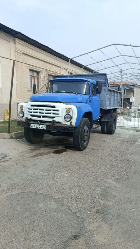 Zil 1980yil Ural mator sochma sotiladi