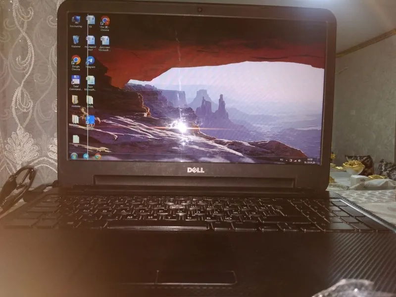 DELL kompyuteri windows 7 rusumli sotiladi.