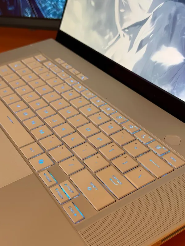 ASUS ROG Zephyrus G16 — фото 1