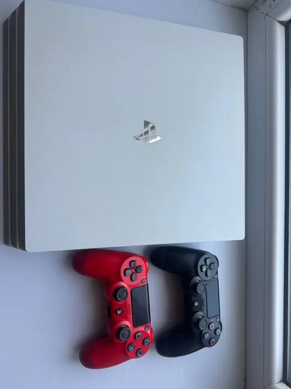 Ps4 1TB 4K UHD 13.02 version