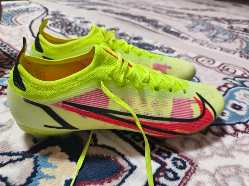 Бутсы Nike Mercurial 1 Бутсы Nike Mercurial 1