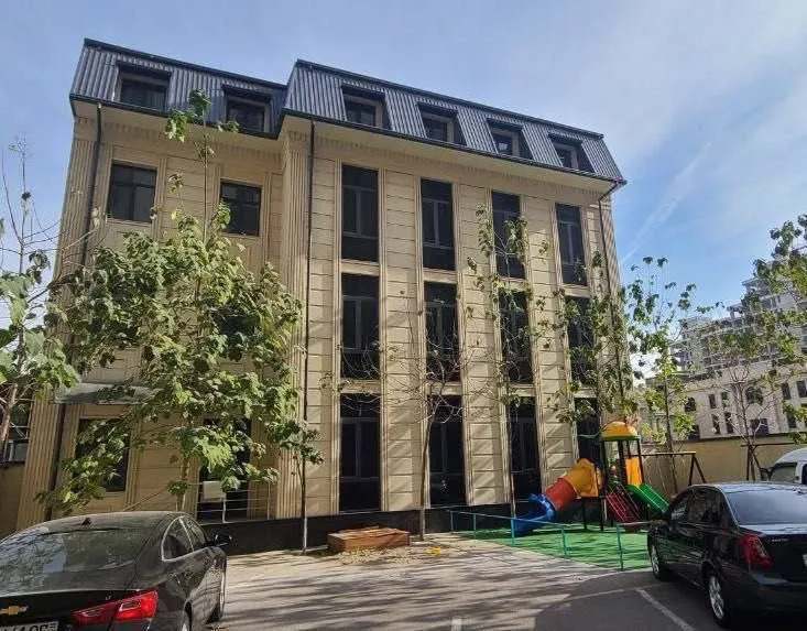 Продается Здание 916 м2 сзади Яккасарай тойхона, Яккасарайский район
