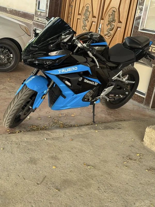 Moto 400 kb injektr aprapovich gulishitel 2100$ Moto 400 kb injektr aprapovich gulishitel 2100$