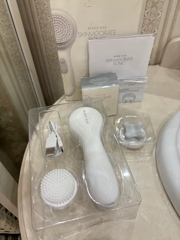 Mary Kay Skinvigorate Sonic 1