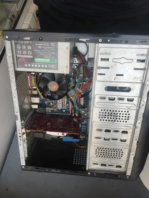 Eski pc sotiladi ! 2