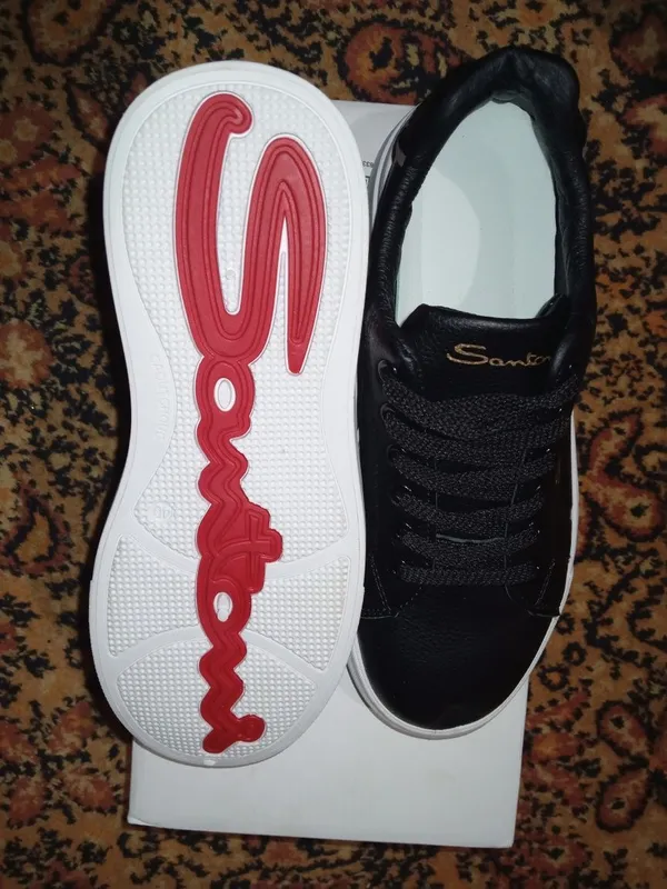 Кроссовки Santoni