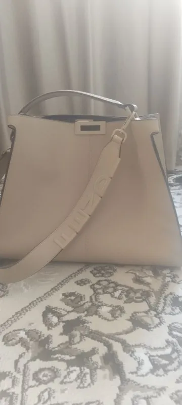Продаётся сумка Fendi 1 Продаётся сумка Fendi 1
