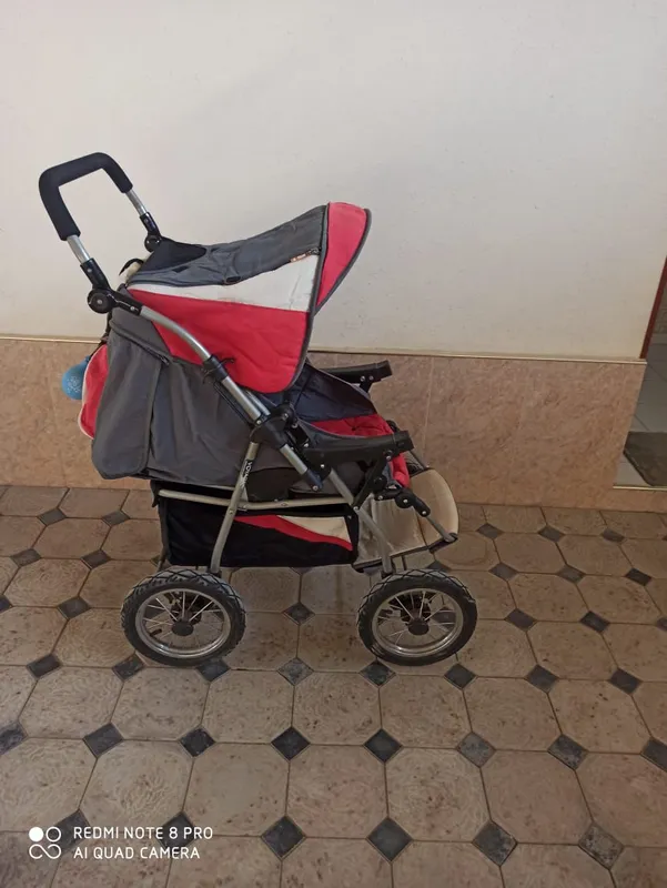 Продаётся коляска, мало использовалась 1 Продаётся коляска, мало использовалась 1