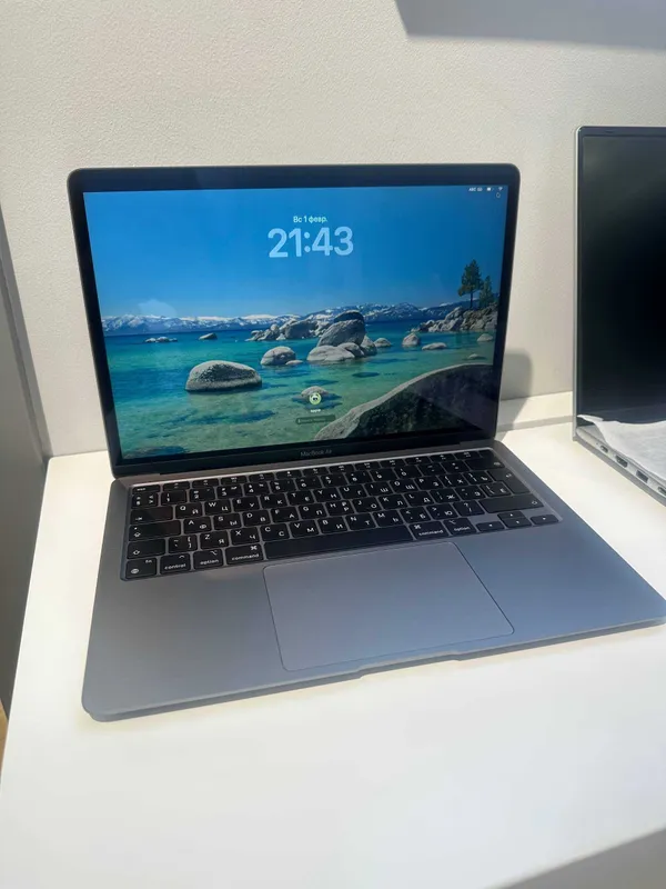 MacBook Air M1 8/256 GB 100% Muddatli to'lov — фото 1 MacBook Air M1 8/256 GB 100% Muddatli to'lov — фото 1