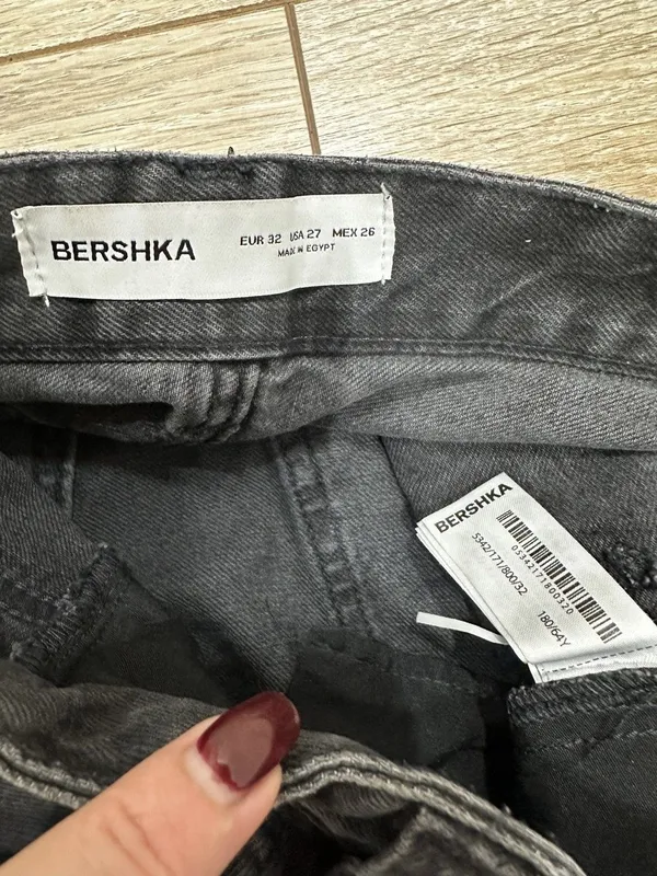 Джинсы от BERSHKA, пр-во: Египет. 4