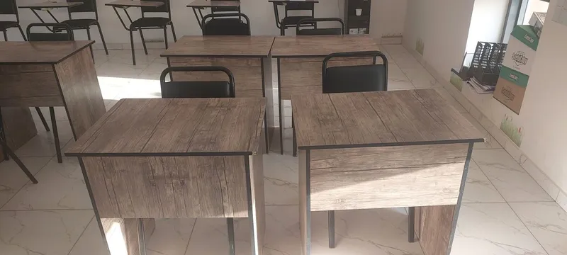 Parta stullar o'quv markazlari uchun 3 Parta stullar o'quv markazlari uchun 3