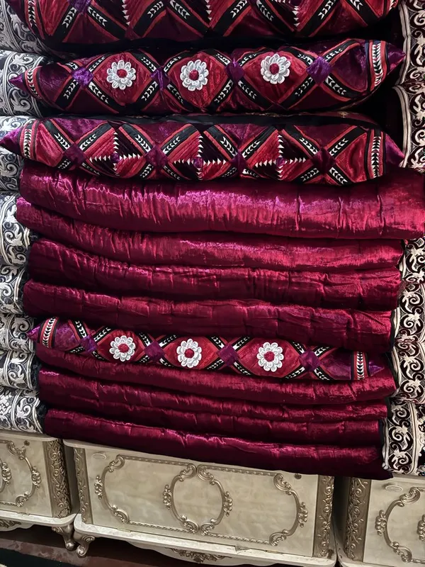 Kurpacha duxobalar sotiladi sandiqlari bilan kamplekt yengi — фото 6