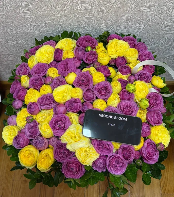 Букет (подарили пару часов назад)