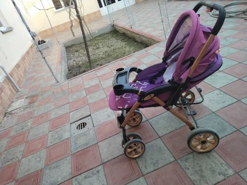 Bolalar kolyaskasi sotiladi. 1 Bolalar kolyaskasi sotiladi. 1