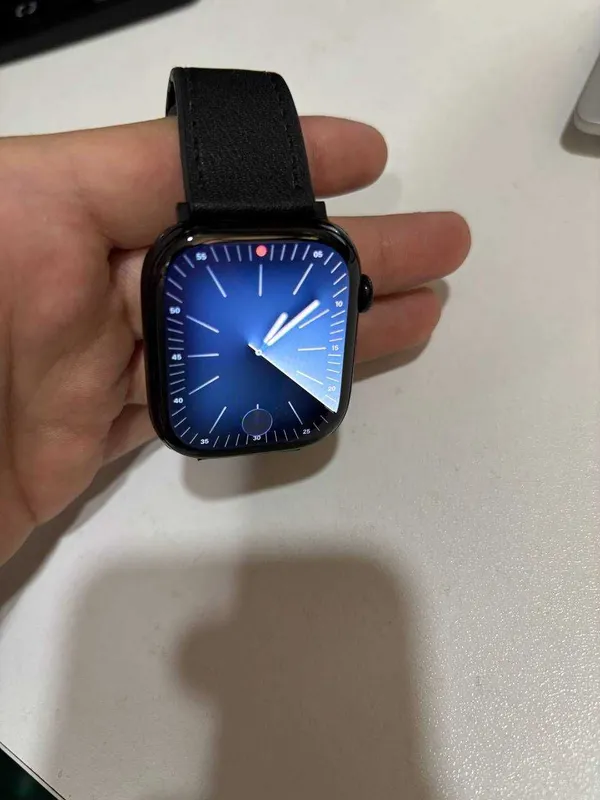 Продаются Apple Watch срочнор новые Продаются Apple Watch срочнор новые