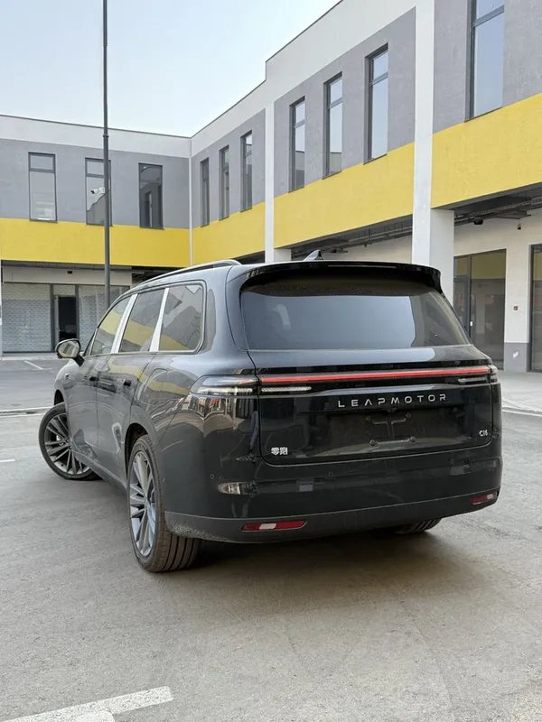 Leapmotor C16 hybrid Restyling 2026 massaj haladelnik — фото 3