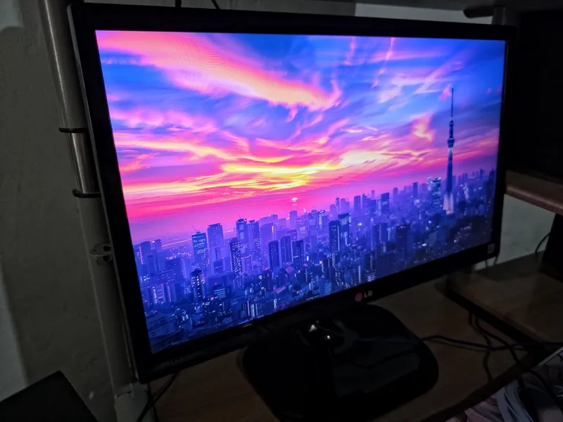 Монитор LG-22MP55 3