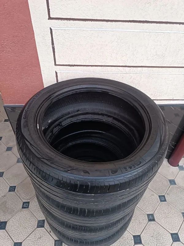 235 50 R19 Giti Balon Sotiladi Holati yaxshi — фото 2