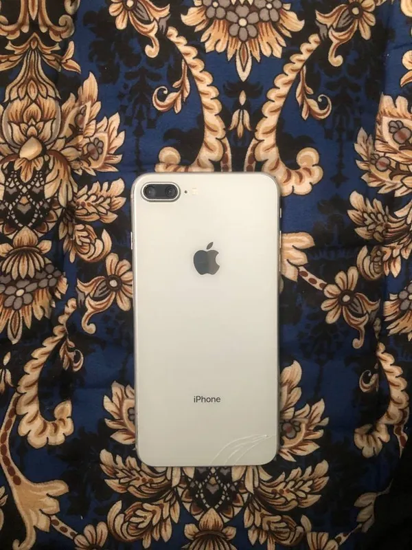 Arzonga iphone 8 plus telefon holati ortacha 850 000 somga 2 Arzonga iphone 8 plus telefon holati ortacha 850 000 somga 2